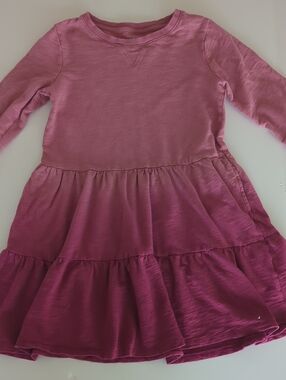 Cat & Jack Dress Size M (7/8)